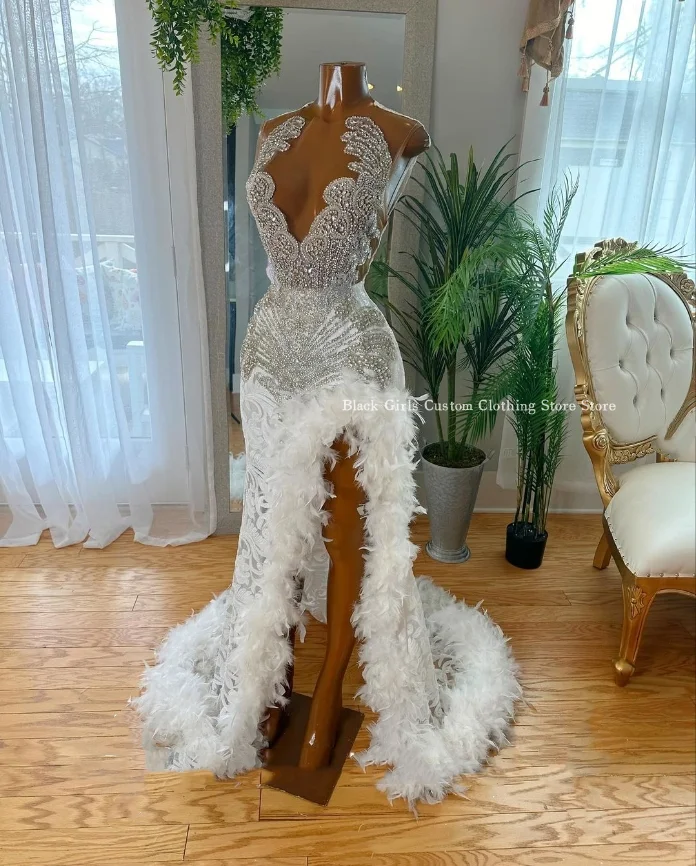 

Роскошное платье русалки с перьями для выпускного вечера, белое сексуальное платье с высоким разрезом и кристаллами, аппликация из бисера, черные платья знаменитостей для девочек на заказ