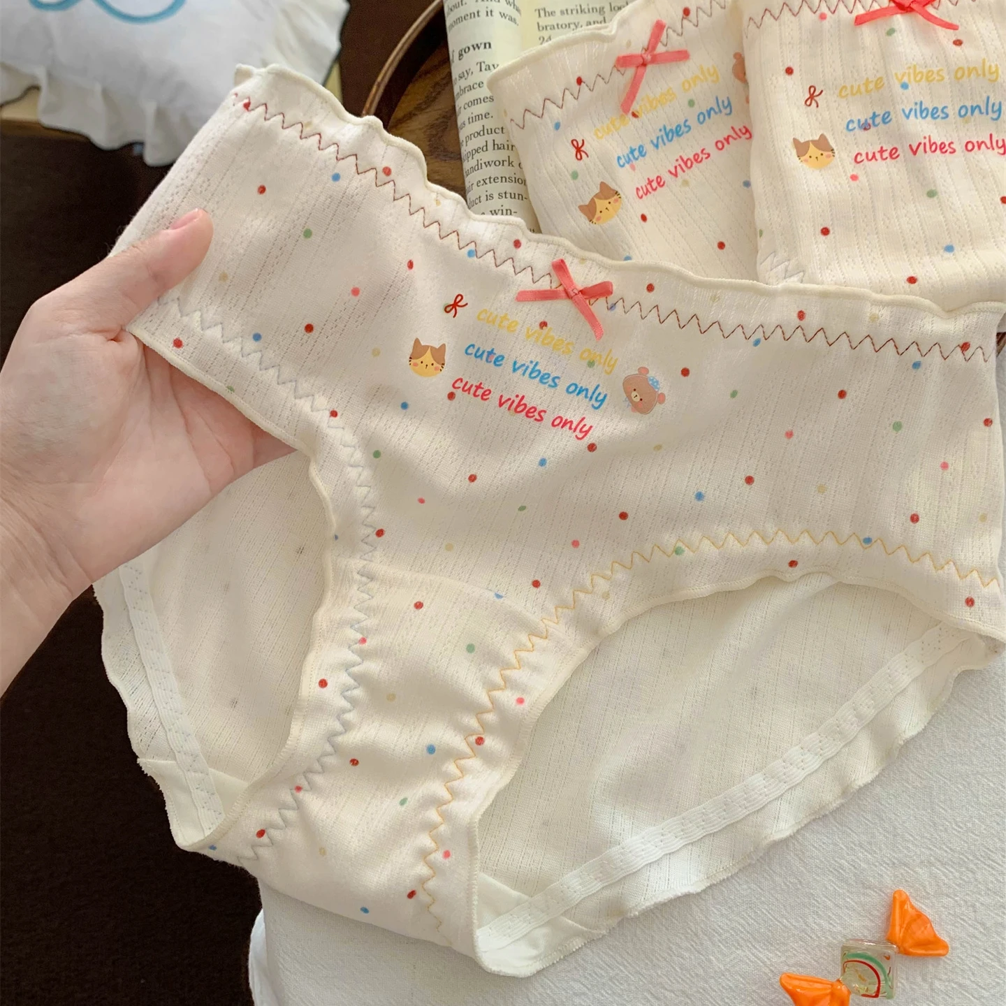 

Lolita Girl Cute Color Contrast Cartoon Printed Underwear Girl 2025 New Sweet Student Loli Triangle Pants