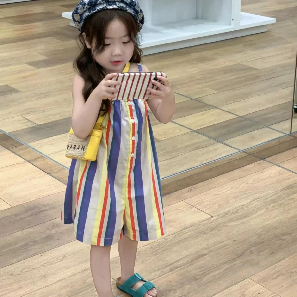 Girls' Fashionable Striped Suspender Jumpsuit Shorts Suspender Pants Children Clothing Summer Single Breasted Kids Fresh Rompers