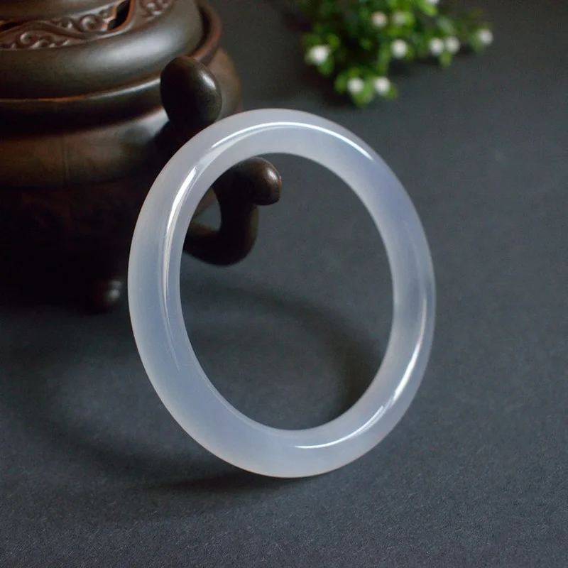 Natural White Chalcedony Hand-carved Round Bar Bracelet Fashion Boutique Jewelry Female Agate Beauty Bracelet Gift Accessories