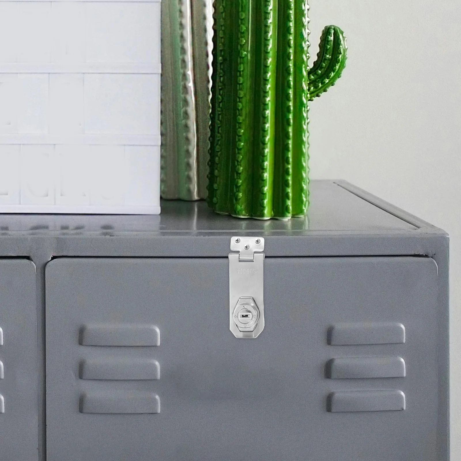 

Display Case Zinc Alloy No-Drill Fridge Hasp Heavy Duty Refrigerator Lock For Freezer Cabinet Safety Child Proof Door Lock