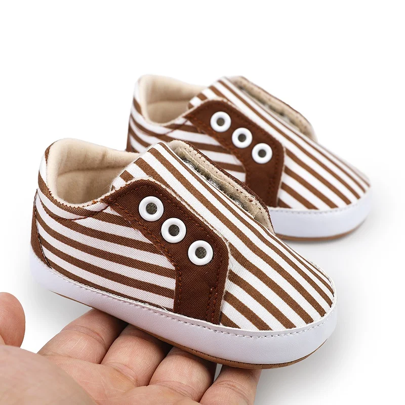 Primeiros caminhantes antiderrapantes Prewalkers para bebês, sapatos macios para meninos e meninas, mocassins casuais para criança recém-nascida, primeiros caminhantes, 0 a 1 ano