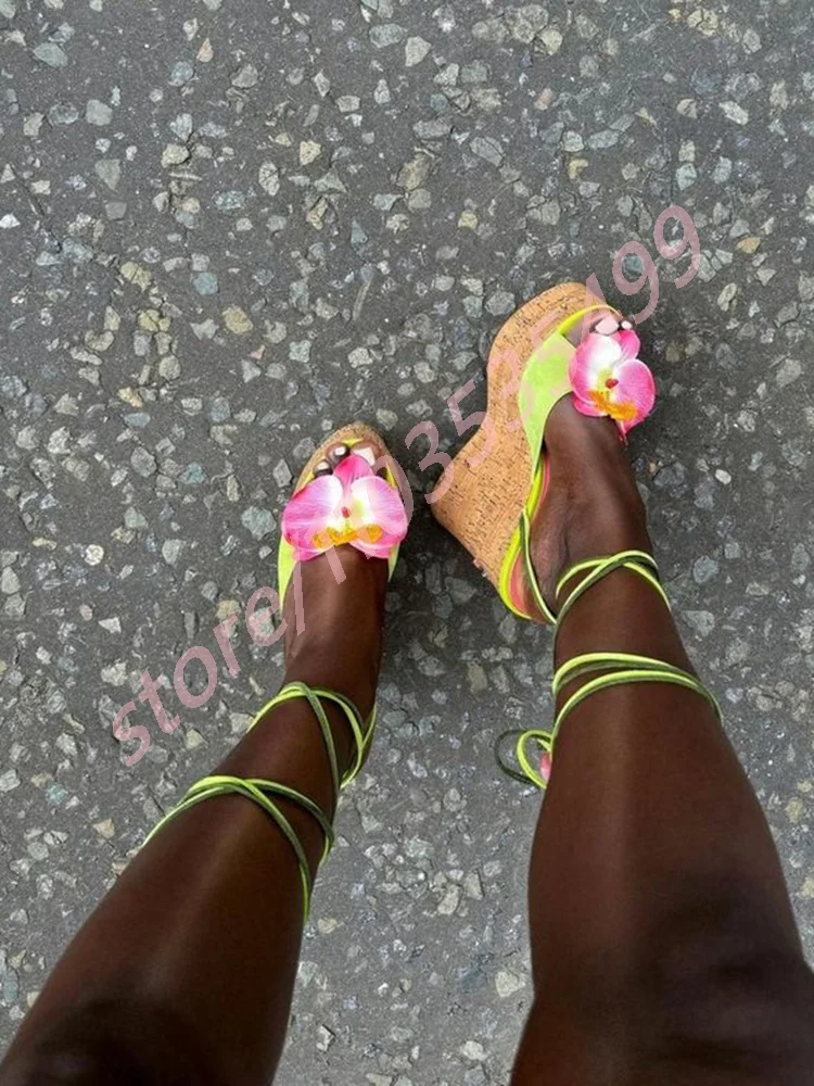 

Platform Flower Sexy Roman Sandal Ins Style Fashion Ladies Open Wedge Strap Party Catwalk Sandals 2025 Summer New High Heel Pump