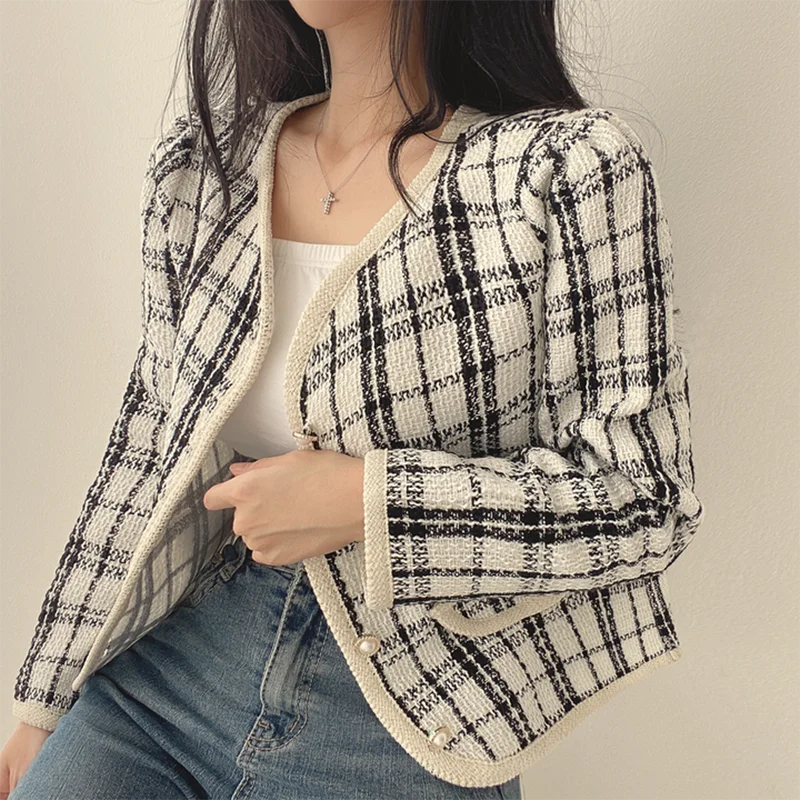 Rimocy Plaid Tweed Cropped Jacket for Women 2024 Autumn Elegant Pearls Button Short Coat Female Chic Long Sleeve Outerwear Mujer