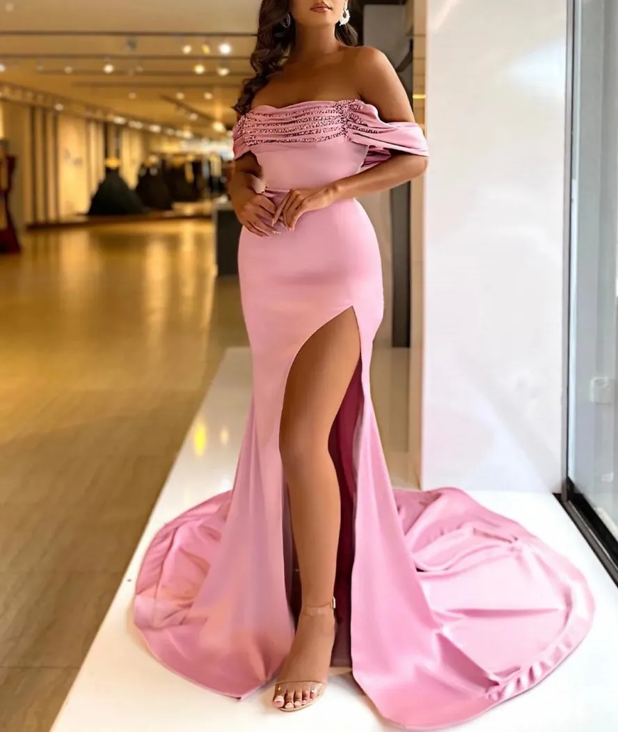 

Sexy Pink Arabic Dubai Formal Prom Dresses Off Shoulder Beading Slit Satin Evening Party Gowns Vestidos Longo Festa De Soirée