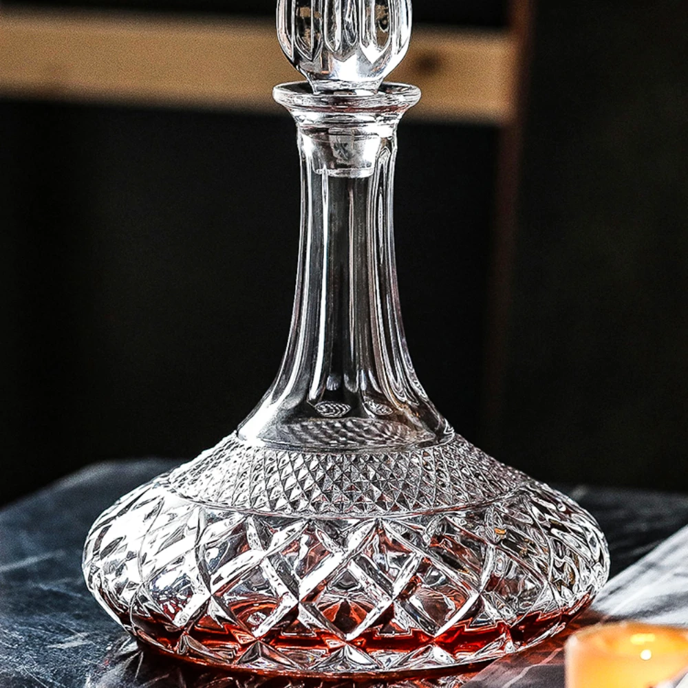 Light Luxury Household Thickened Red Wine Wine Decanter European-Style High-End Crystal Glass Wine with Lid Decanter Pot