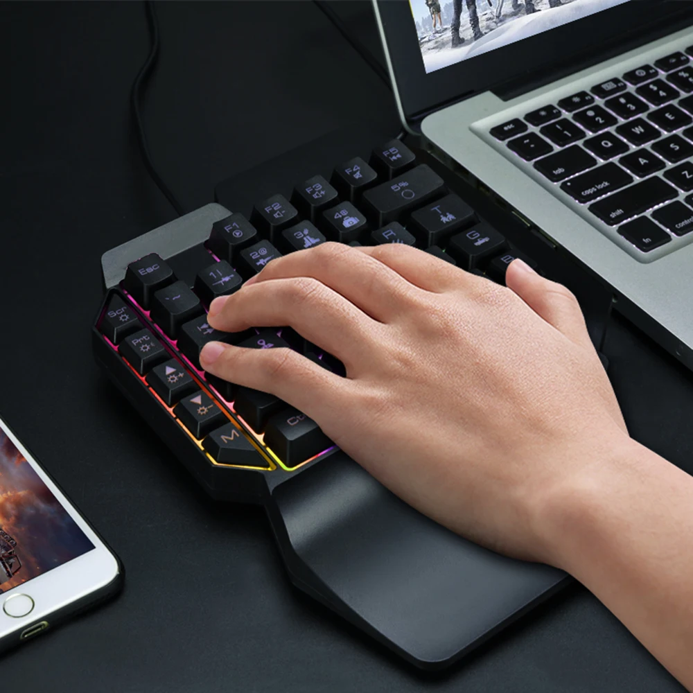 One-Handed Gaming Keyboard 39 Keys Backlit Portable USB Mini Gaming Keypad Wired Ergonomic Game Controller for Computer Laptop