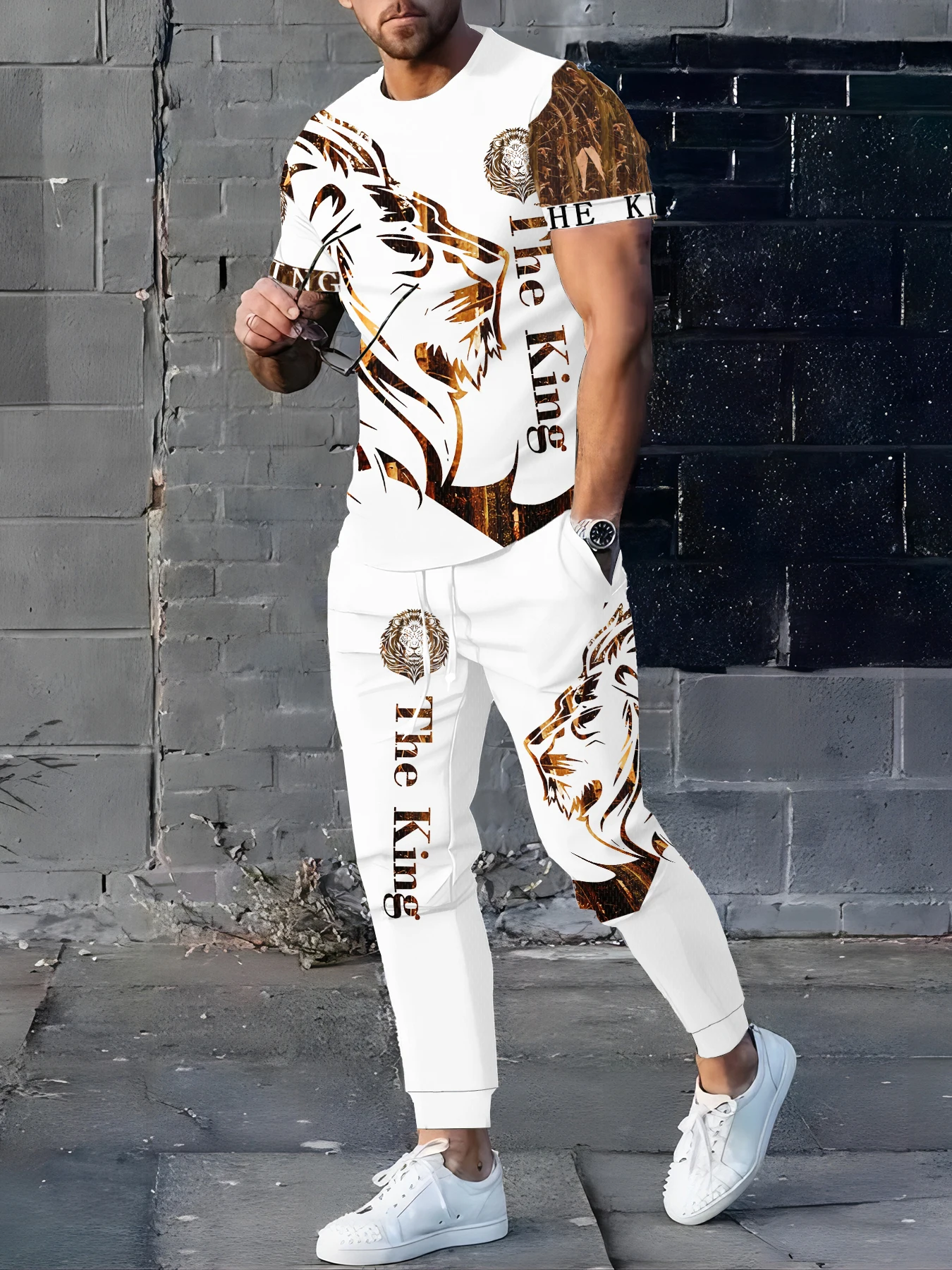 

Fashionable summer men's new creative lion print soft and breathable round neck T-shirt pants set outdoor street style clothing