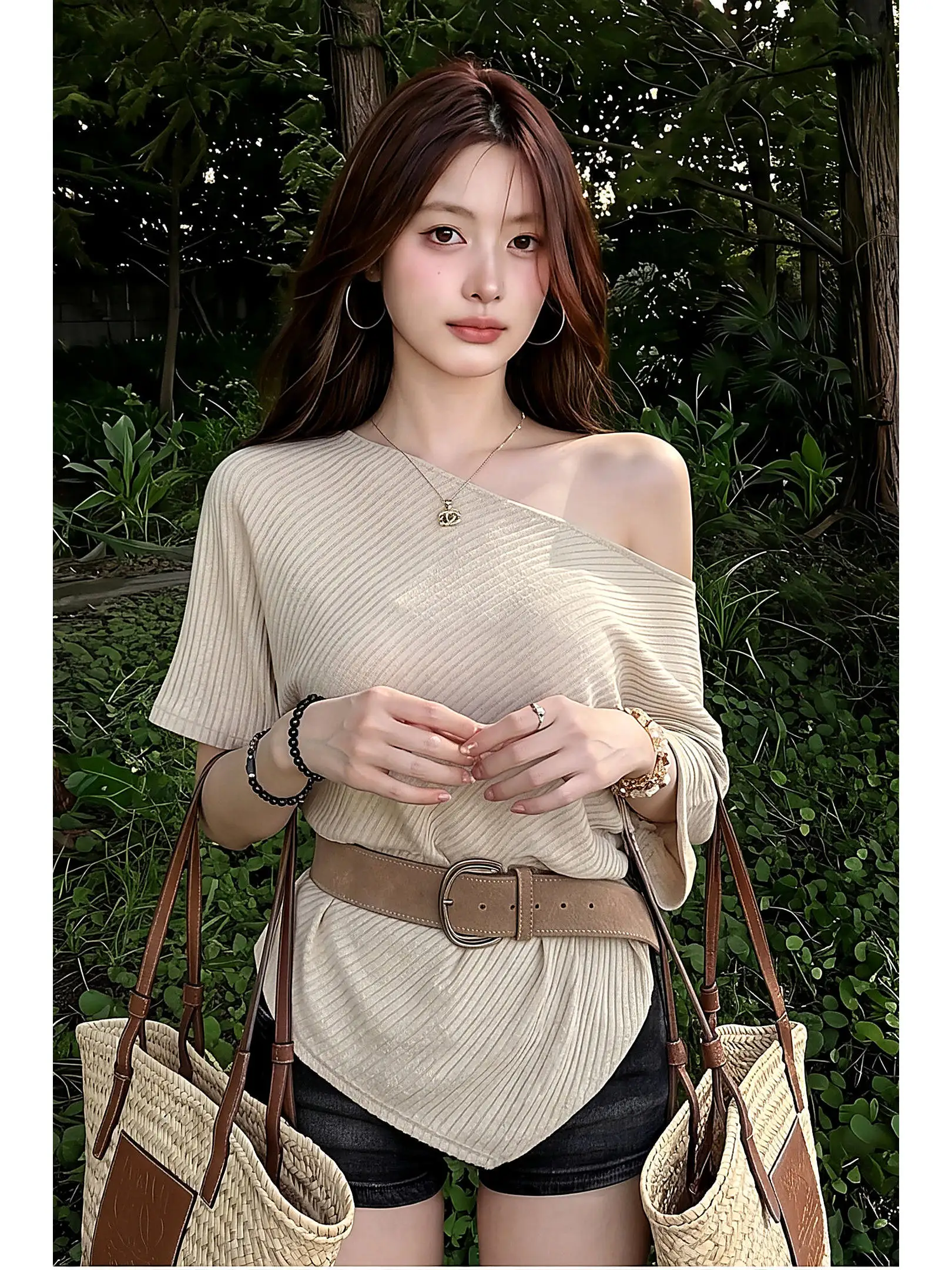 Korean Style Gentle Shoulder Bared Short Sleeve T Shirt Women's Slim Fit Summer Design Sense Elegance Slimming Top
