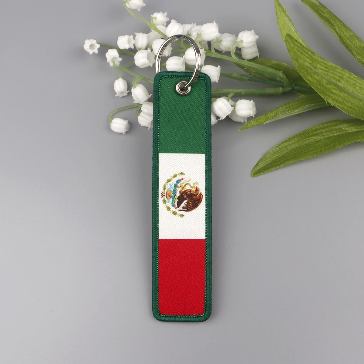 Spain Mexico Flags Embroidered Key Fobs National Flag Key Tags Keychain for Car Motorcycles Keyring Chaveiro Jewelry Gifts