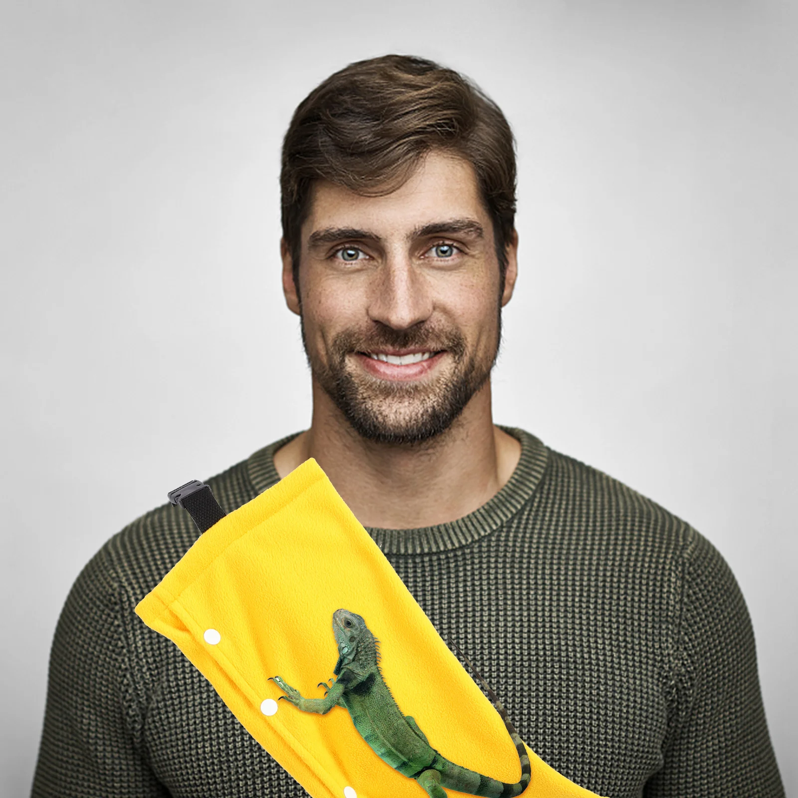 

Reptile Carrier Adjustable Shoulder Strap Pet Lizard Carrying Pouch Safe Lightweight Durable for Bearded Dragons Geckos