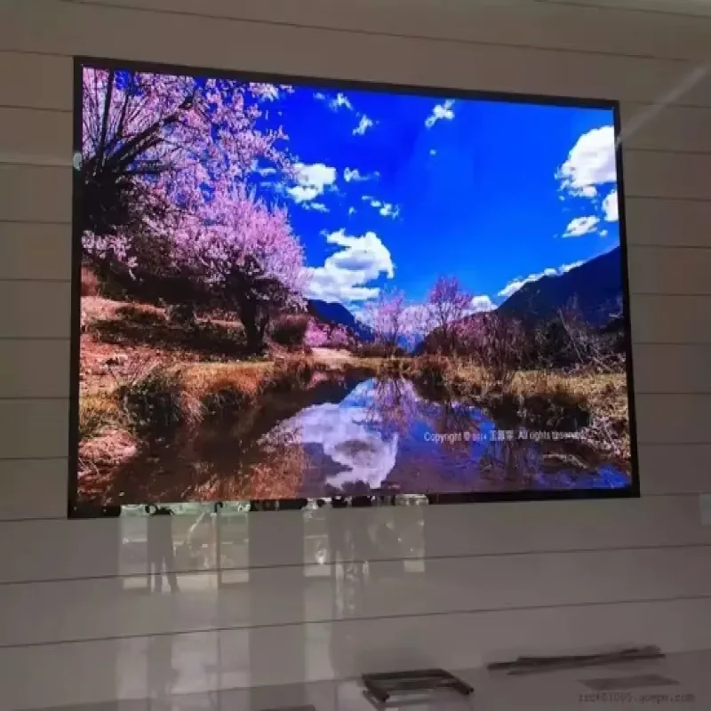 P1.5 Small Pitch LED Screen High Definition Full Color Display For Indoor Outdoor Commercial Retail Advertising