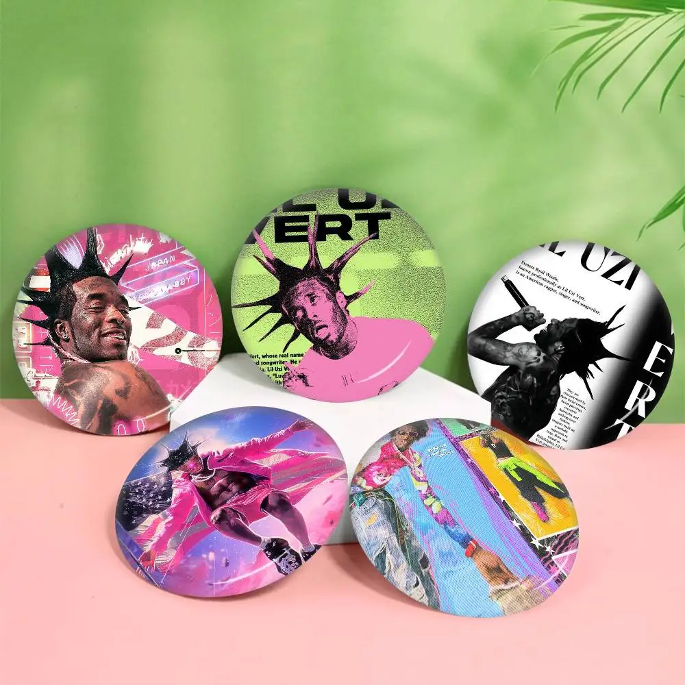 Pink Tape - Lil Uzi…