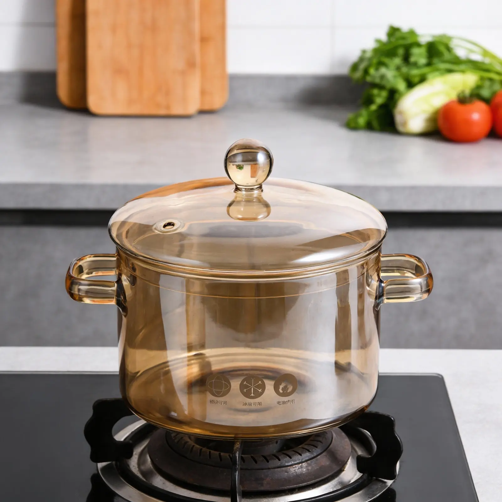 

Жаропрочная кастрюля из боросиликатного стекла с крышкой для тушения, супов, пасты, рамена. Универсальная кухонная посуда для плиты и духовки.