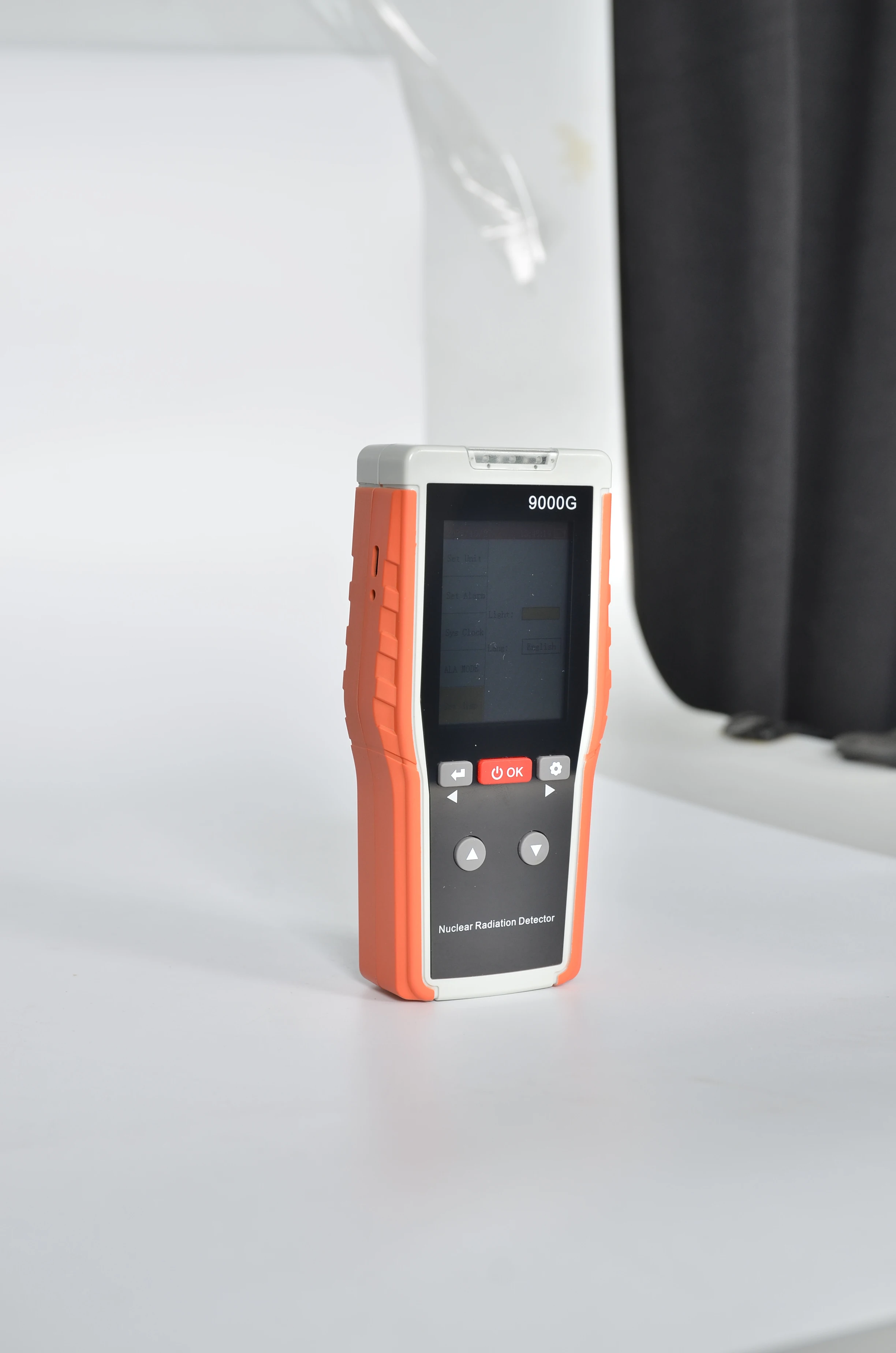 

Portable Nuclear Radiation Detector GM Tube LCD Dosimeter Rechargeable for Beta Gamma X-ray, Measures μSv/h mR/h CPS CPM