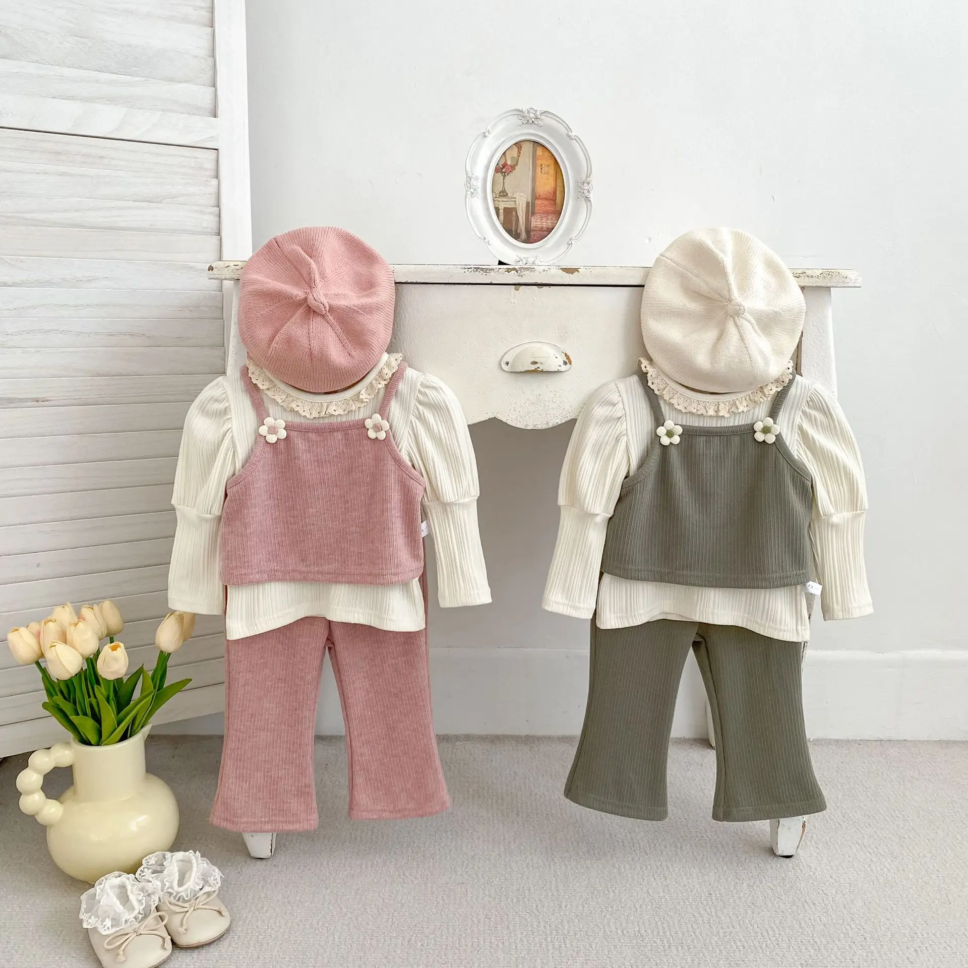 

Ins Autumn Children's 3piece Set Lace-trimmed Long-sleeved Newborn Girls Top Flowered Vest Elastic Waistband Kid Girls Pants