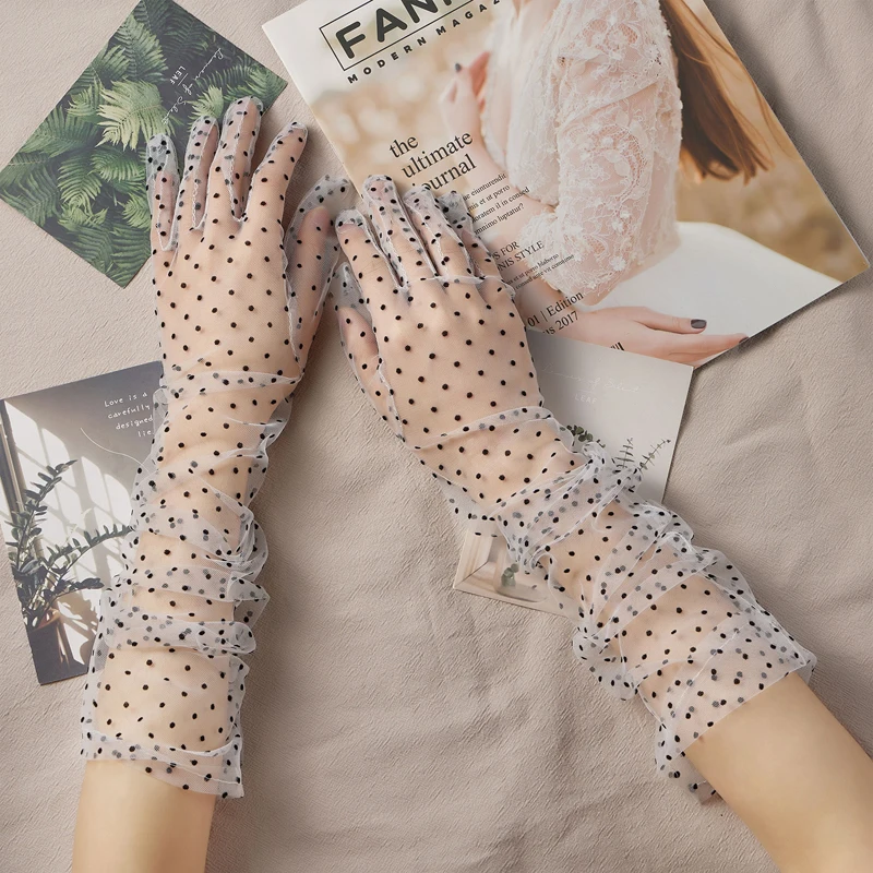 Sexy Women\'s Lace Mesh Sheer See-through Gloves Elegant Floral Lace Gloves for Wedding Dinner Party Prom Evening Gloves