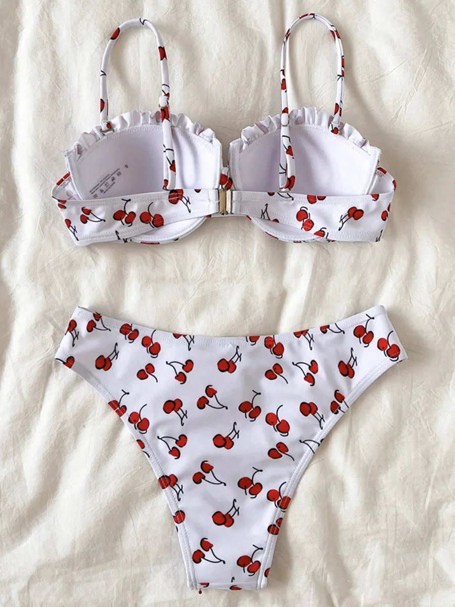 Bikini con estampado de cereza para mujer, traje de baño con volantes, conjunto de Bikini de dos piezas, traje de baño con realce, 2025