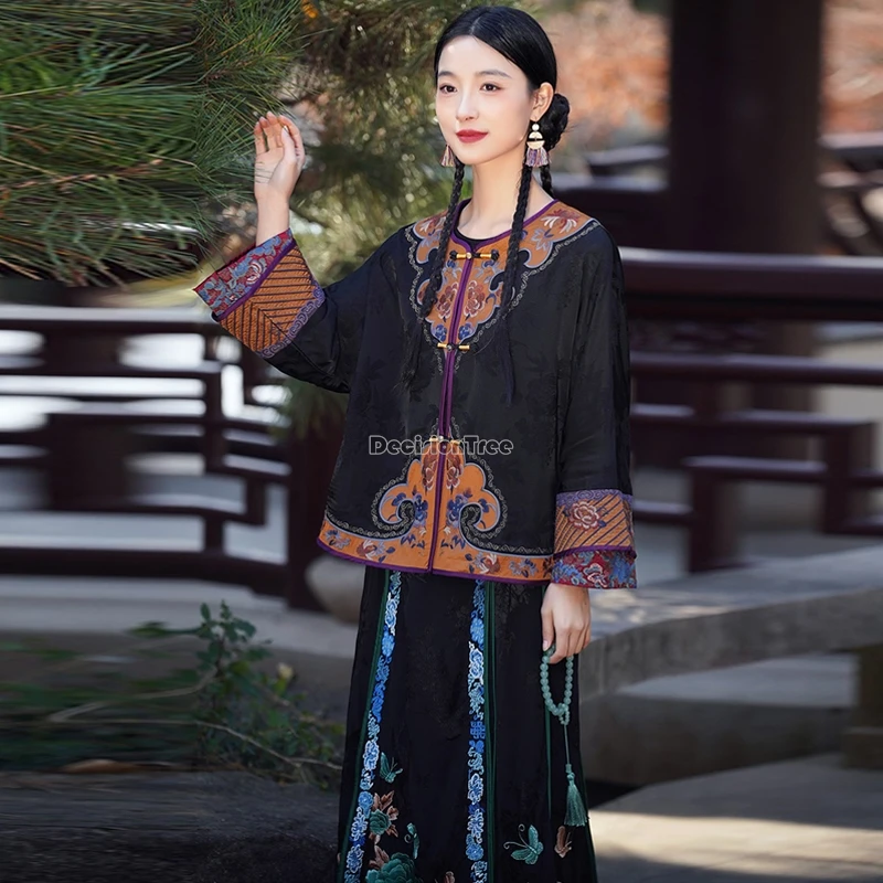 

2025 new chinese national style jacquard long sleeve cheongsam button short tang suit coat ethnic embroidery retro loose coat t1