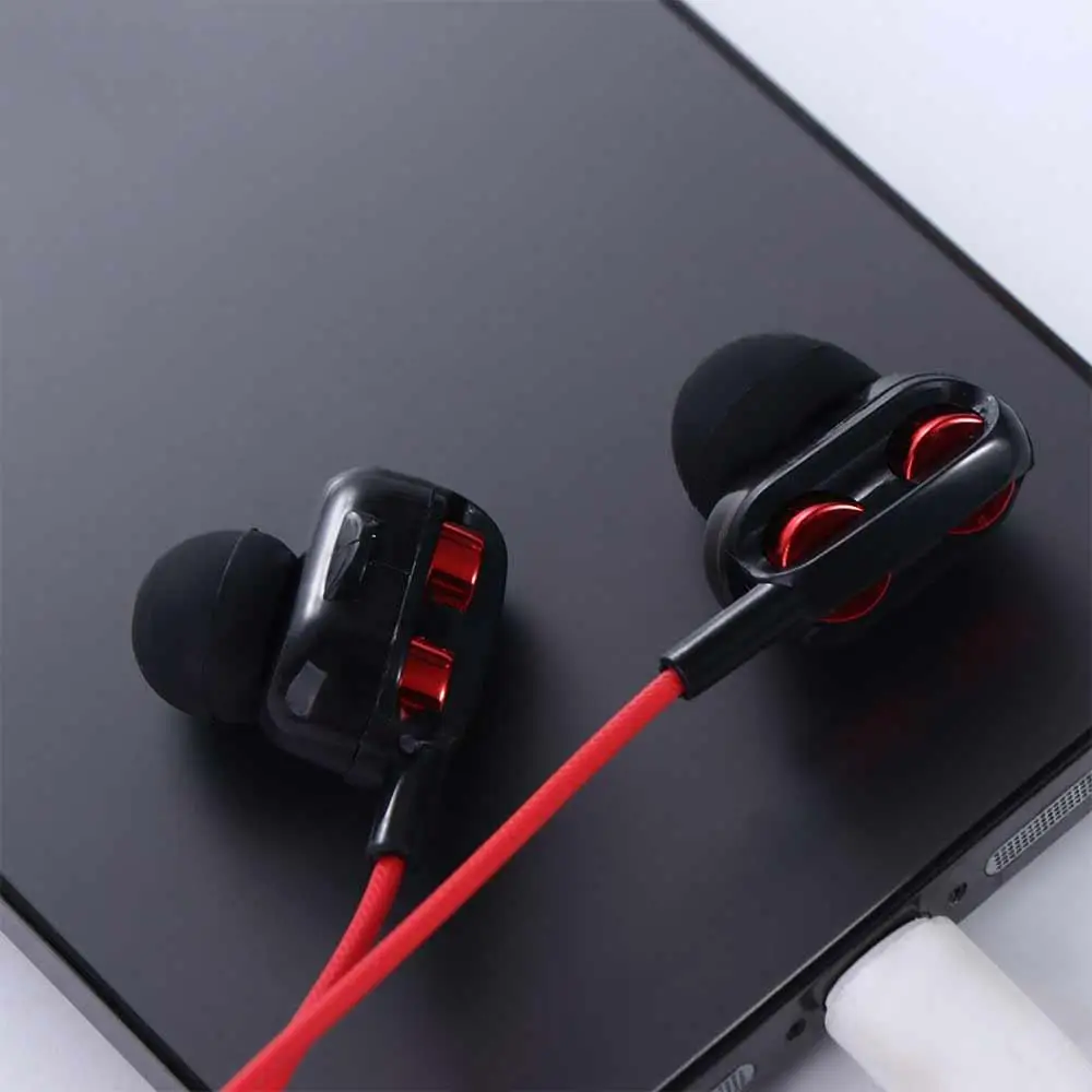 Mic In Ear Type Double Dynamic Coil Stereophony Plug-Type Headphone Wired Headset Wired Headphone Bass Earbuds 3.5mm Earphone