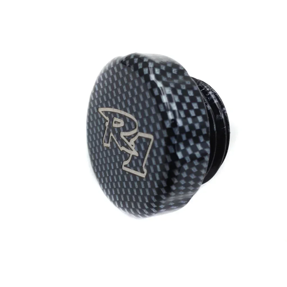 

Carbon Fiber Brake Fluid Reservoir Cap "R1" Engraved for YAMAHA YZF R1 1998-2012 with stock O-ring Motorcycle Parts