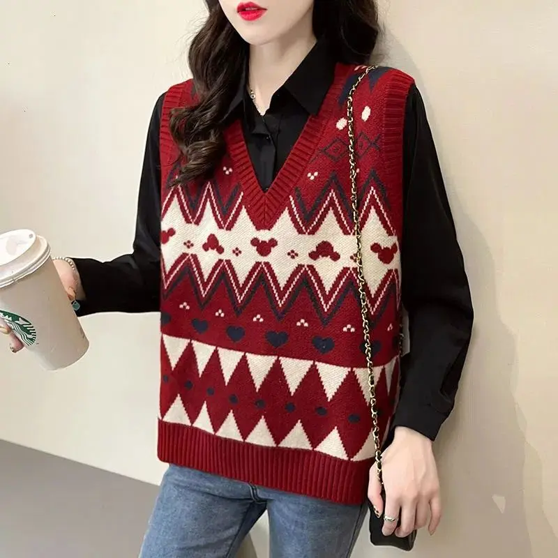 Retro Argyle Printed Sweater Vest Women's Spring Autumn 2023 New Loose Fashion Pullover V-neck Patchwork Sleeveless Knitted Tops