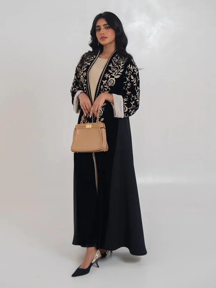 

Модный кардиган-накидка из золотистого бархата с вышивкой и пэчворком для женщин 20-50 лет, китайский бренд