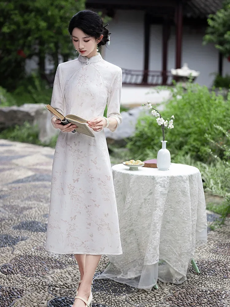 

Improved Young Cheongsam 2024 Autumn Retro Chinese Style Elegant Slim Fit Temperament Printed Qipao Dress