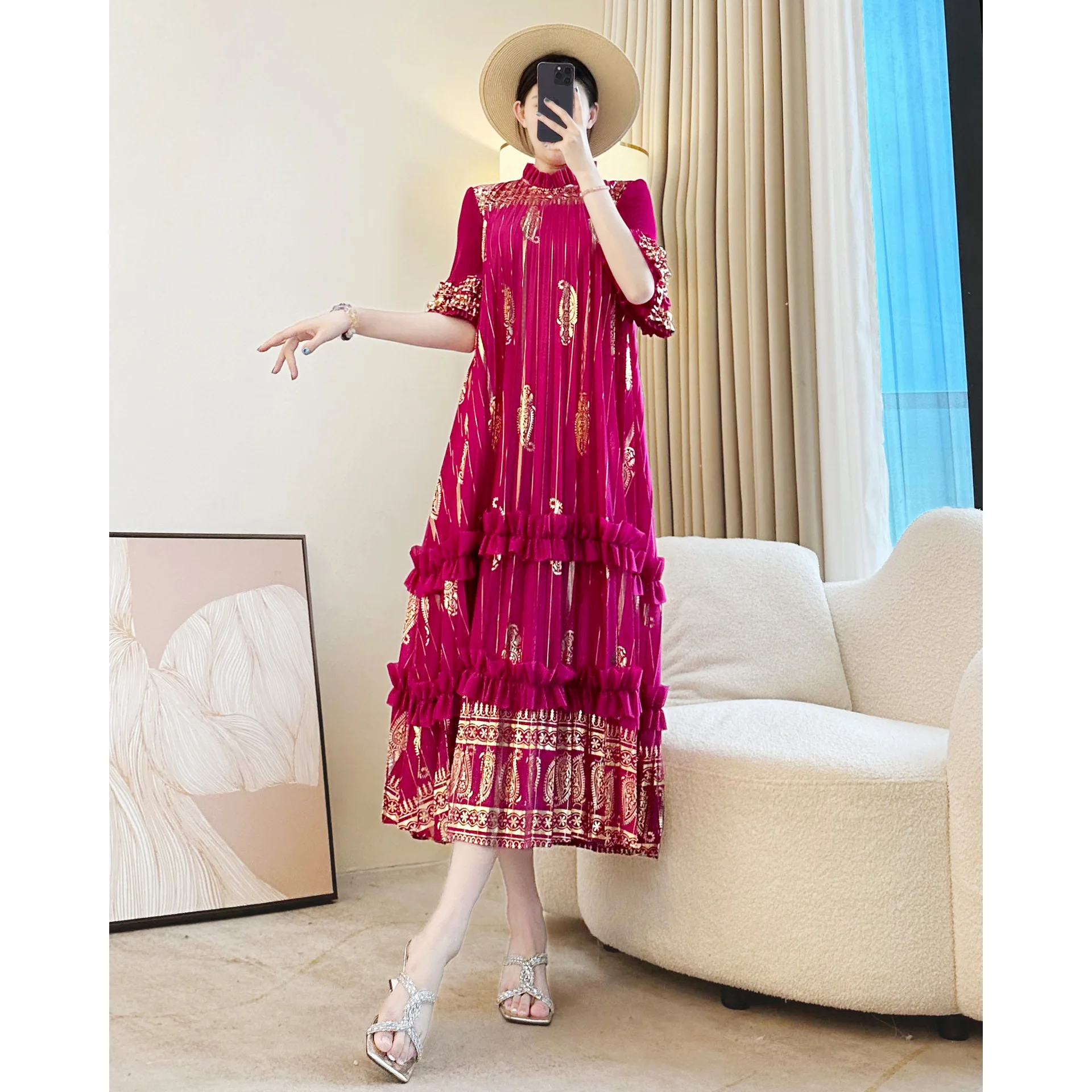 

Miyake Fashion Printed Dress Pleated Loose Crew Neck Short Sleeve 2025 Summer New Light Luxury Long Dress Women's Clothing