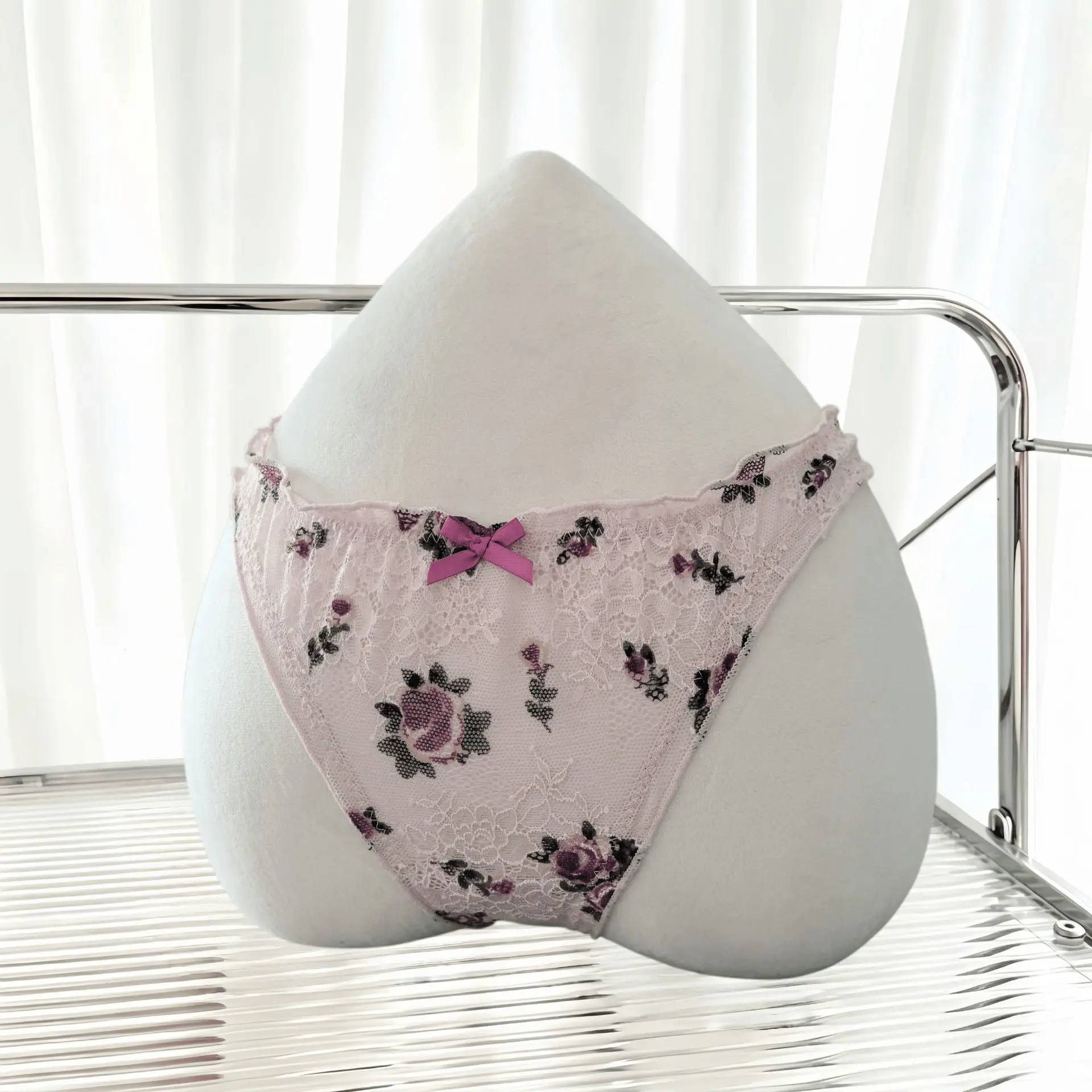 Spitzenblumen Sexy Damen-Slips Tanga G-String Mädchen-Höschen Dünne Transparente Niedrige Taille Unterwäsche Damen-Lingerie