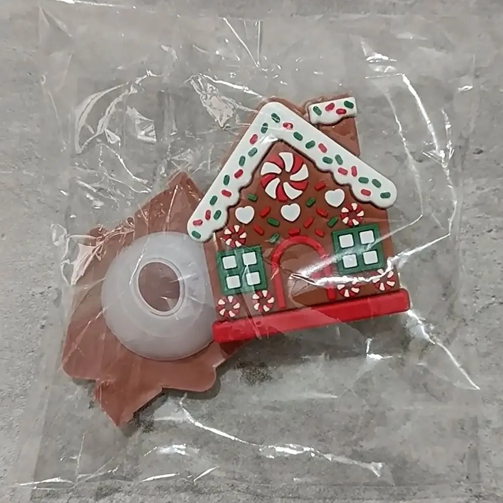 1/2Pcs Gingerbread House Shape Christmas Button Covers Reusable Easy to Install Christmas Knob Covers Closet Dresser Pulls