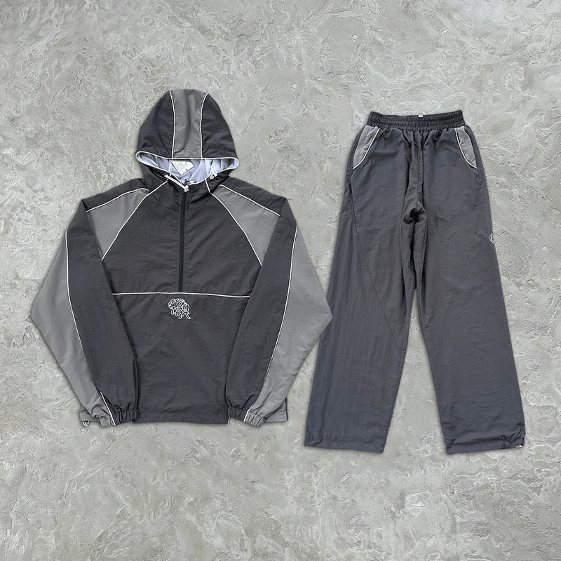 

Mertra Outdoor Trench Coat & Sports Trousers y2k Harajuku Fashion Street styl Men Women Thin Hooded Sweatshirt Jacket Pant Set