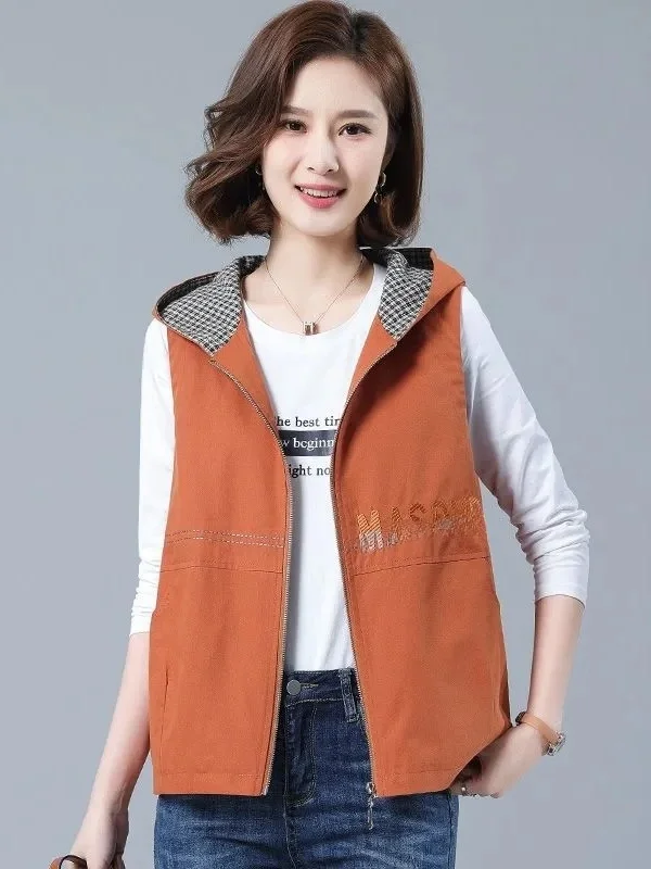 

Женская утепленная жилетка с капюшоном 2025: Новинка весенне-осеннего сезона, повседневная верхняя одежда из полиэстера для женщин среднего возраста