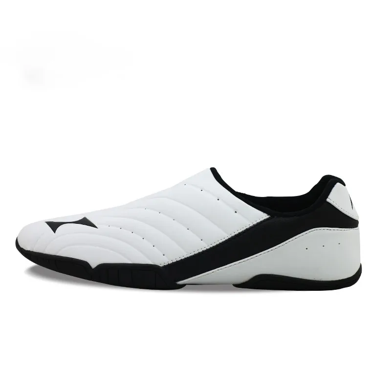 

Professional taekwondo shoes men's women's martial arts shoes large size 36-46 karate shoes breathable training shoes