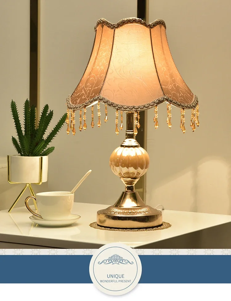 Lámpara de mesa de estilo europeo, lámpara de noche para dormitorio, táctil, Simple, moderno, romántico, creativo, Retro, lámparas de mesita de noche para el hogar, luz decorativa