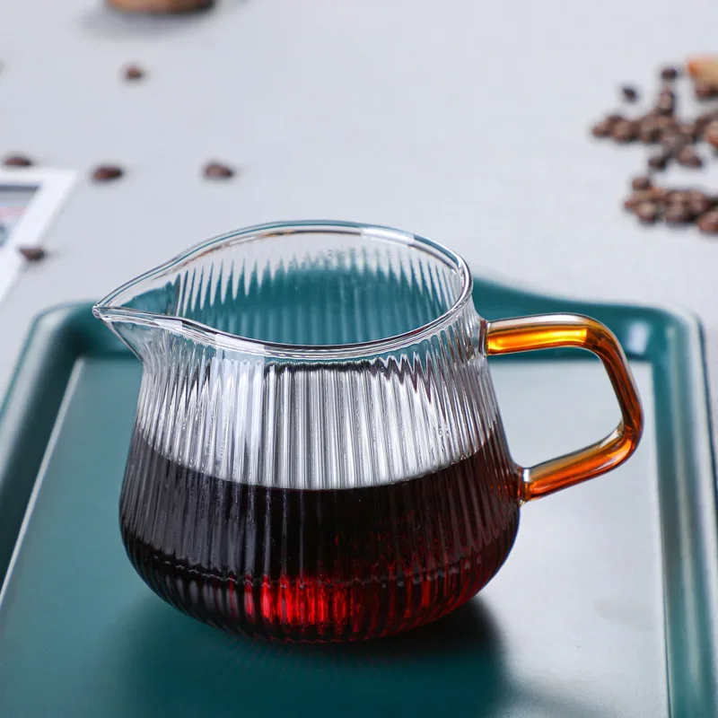 1 Piece Ribbed Glass Mug Cup with Amber Handle Large Capacity Coffee Tea Sharing Cup Glassware for Cafe Party Household