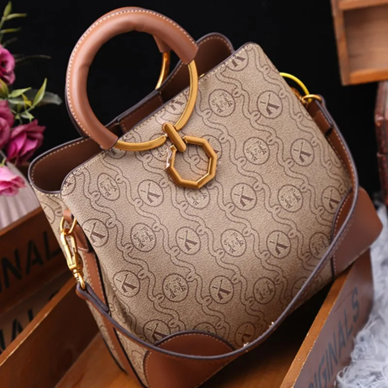 Women\'s handbag 2023 winter new high-end designer embroidered bucket bag genuine leather fashion brand handbag shoulder bag