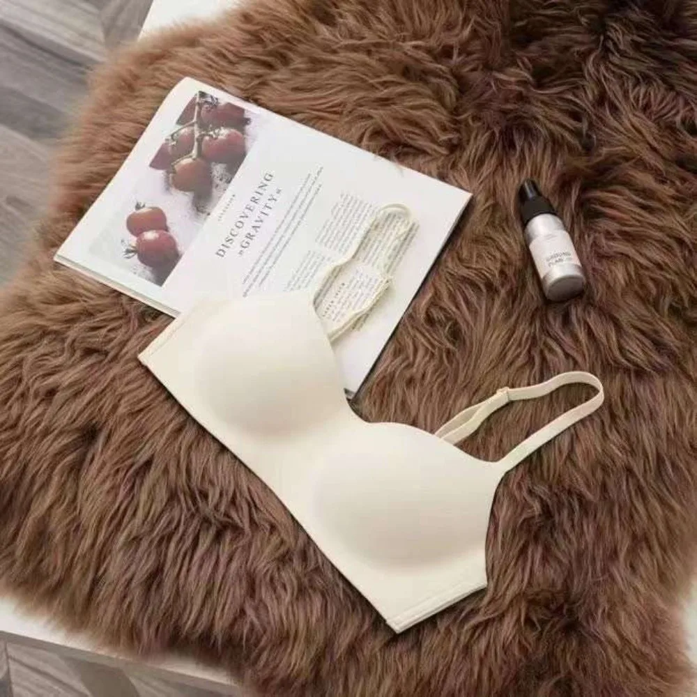 Soft Comfort Wireless Bra Thin Cup Elastic Material Push Up Bra Supportive Structure Breathable Fabric Seamless Bra Daily Wear