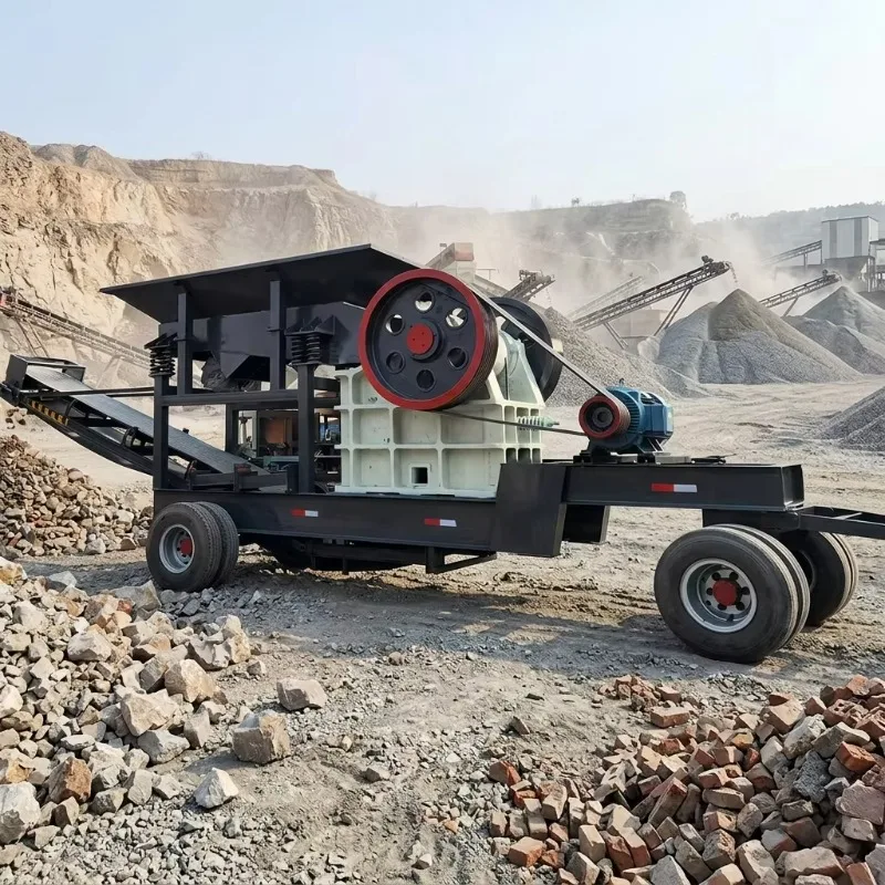Customized New Portable Mobile Crushing Station for Limestone Brick Stone and Soft Rock Crushing Mobile Jaw Crusher
