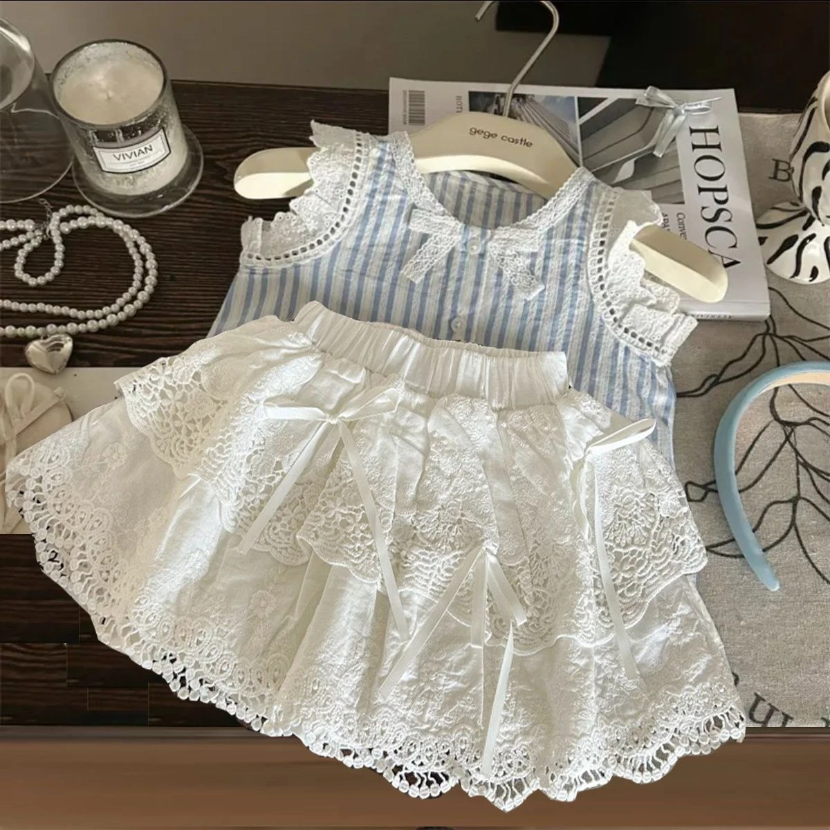 

Girls Summer Vest Set New 2025 Childrens Fashionable Versatile Trendy Fresh Lace Sleeveless Top with Skirt Two-Piece Set