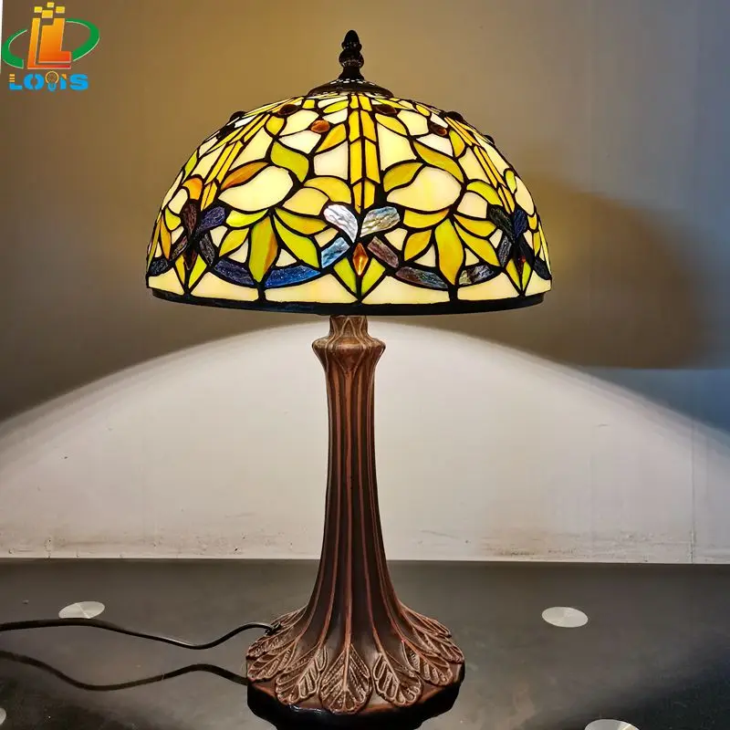 European Leaf Table Lamp Tiffany Style Bar, Restaurant Decoration,Study Reading Glass Lighting Gift Classical Metal Lamp Holder