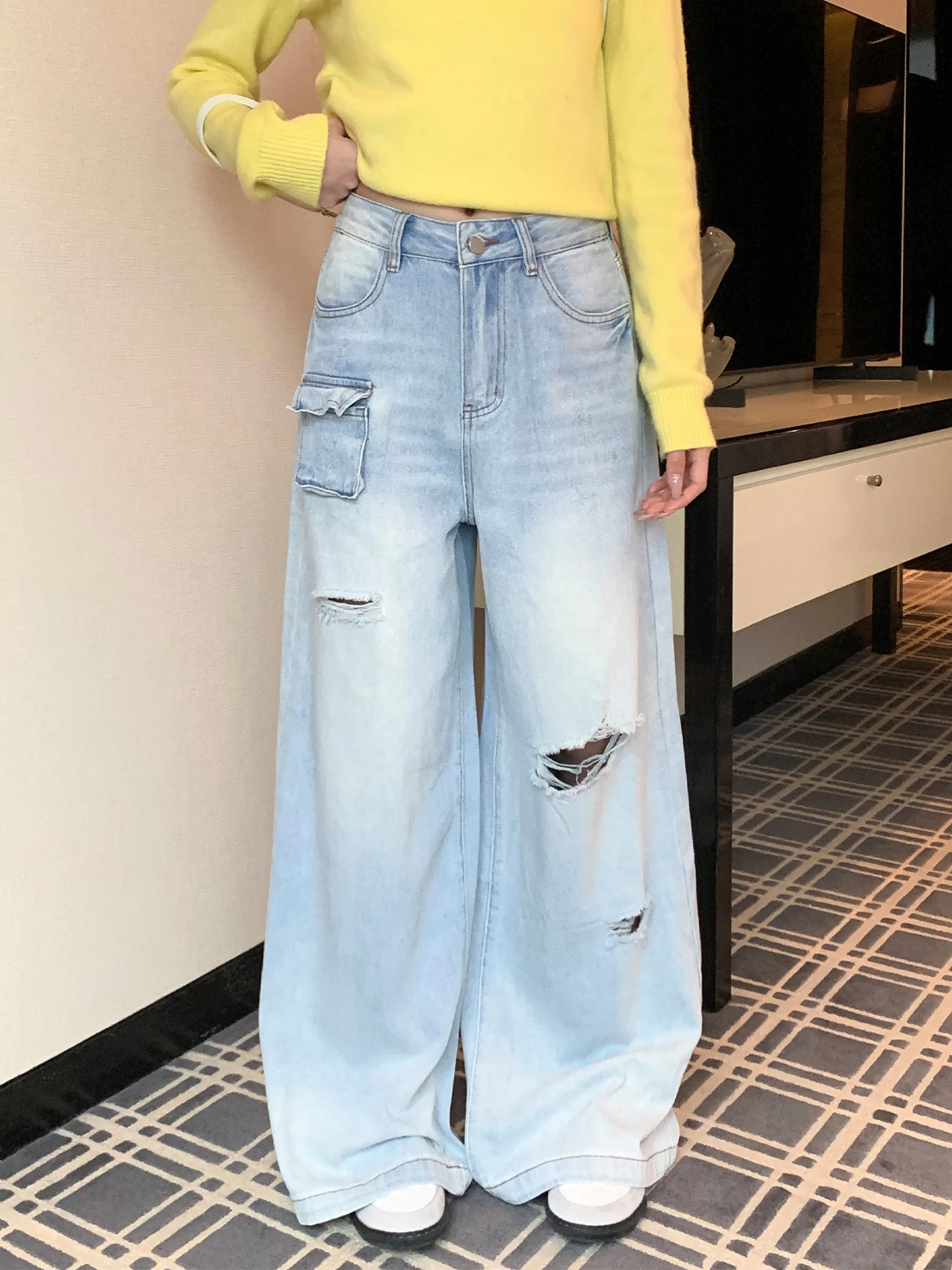 

Blue Ripped Denim Jeans Women's Winter Vintage Washed Wide Leg Floor-Length Pants JZSZNR Brand Natural Waist Button Closure