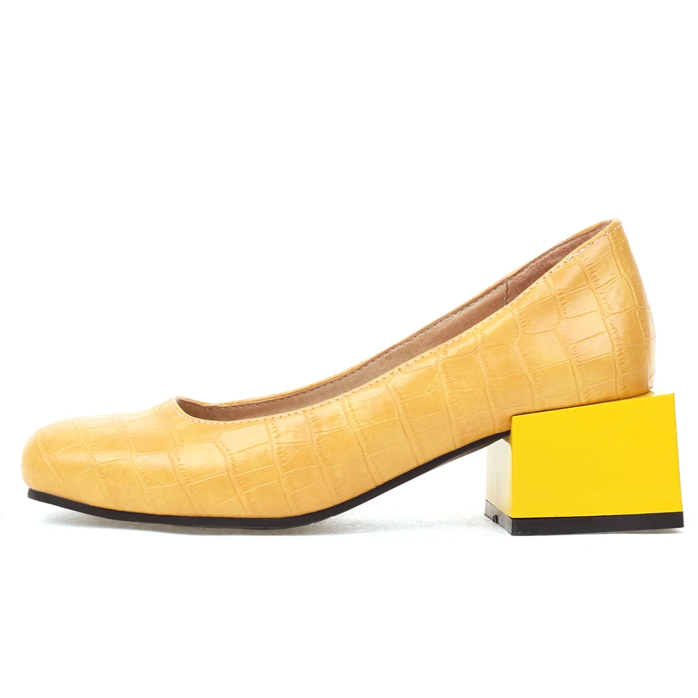 

Туфли на квадратном низком каблуке, элегантные красные, желтые, зеленые туфли-лодочки на коротком каблуке, женские весенние дизайнерские туфли большого размера 45, офисные свадебные туфли для вечеринок