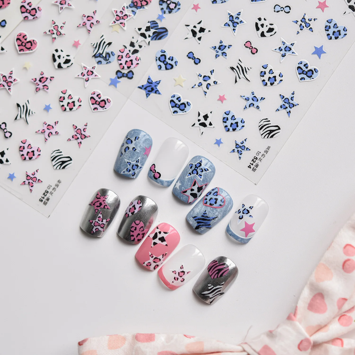 Blu e rosa a forma di stella cuore modello animale leopardo mucca zebra stampa adesivi per unghie di alta qualità decorazioni artistiche design T-5213