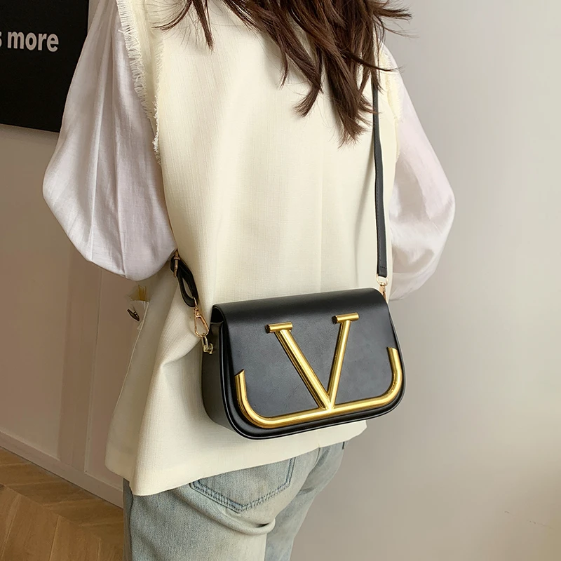 

Trendy Letter Logo Crossbody Bag - High-End Vintage Leather Handbag, Large Capacity Shopper For Stylish Women