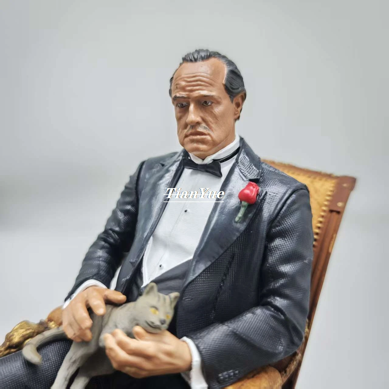 

Мафия Крестный отец Вито Корлеоне Фигурка из ПВХ Модель игрушки Подарок 16 см