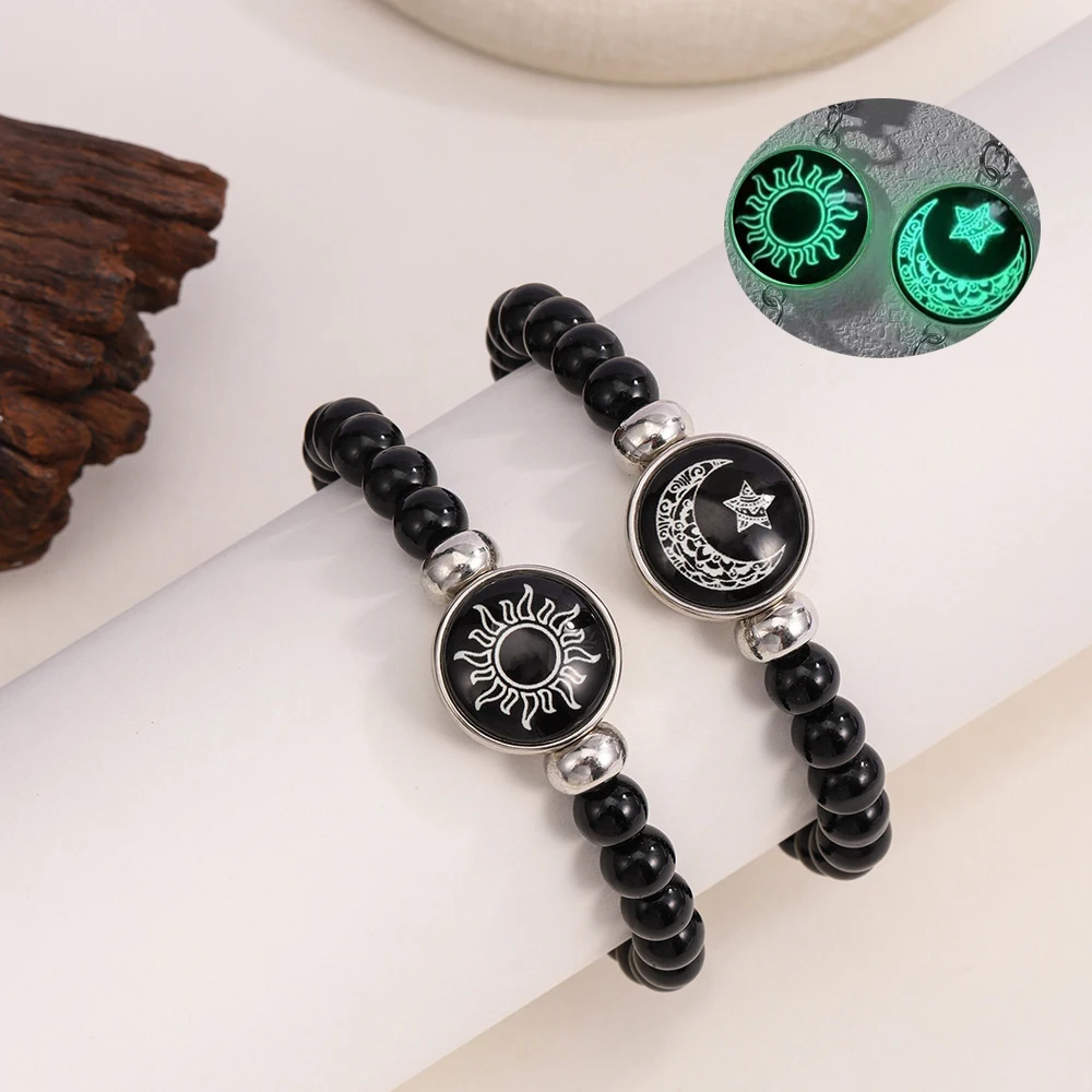 Klassische leuchtende Sonne-Mond-Paar-Armbänder für Frauen, handgefertigte schwarze Perlen, passende Armbänder, Charm-Freundschaftsschmuck, Geschenke – Detail 4