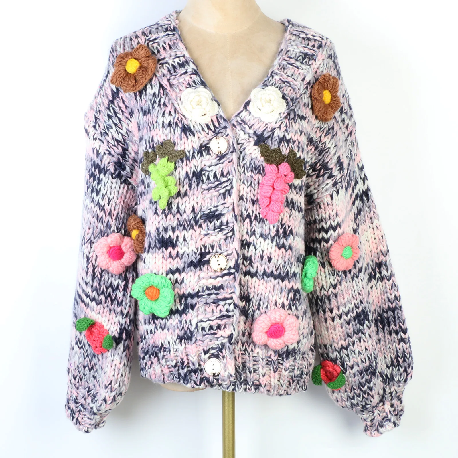 

Вязаный вручную свитер с объемными цветами, свободный крой, длинный рукав, V-образный вырез, женский топ-кардиган