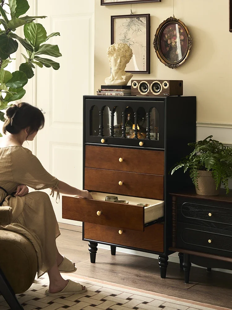 خزانة من الخشب الصلب الفرنسي القديم، وخزانة تخزين عتيقة في غرفة النوم