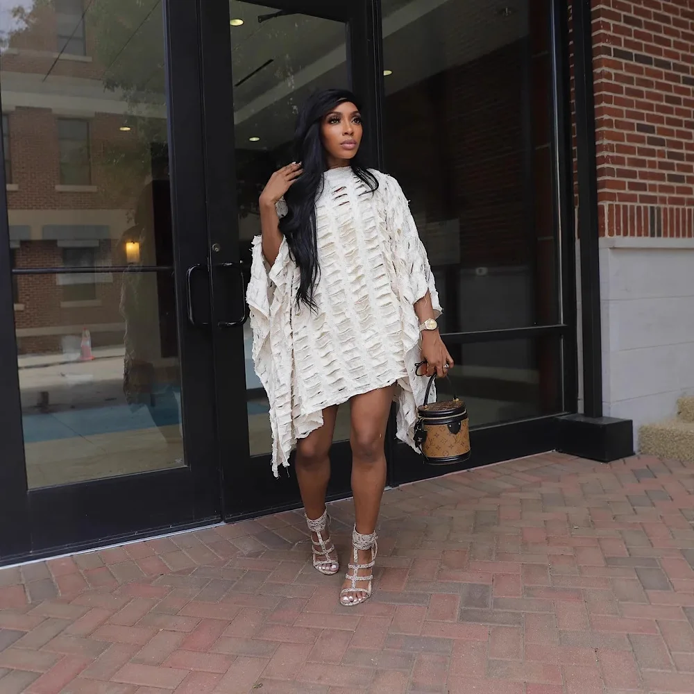 

Женская мода «летучая мышь» с длинным рукавом и круглым вырезом, джинсовые ажурные футболки, осень 2024, уличная одежда, классические футболки